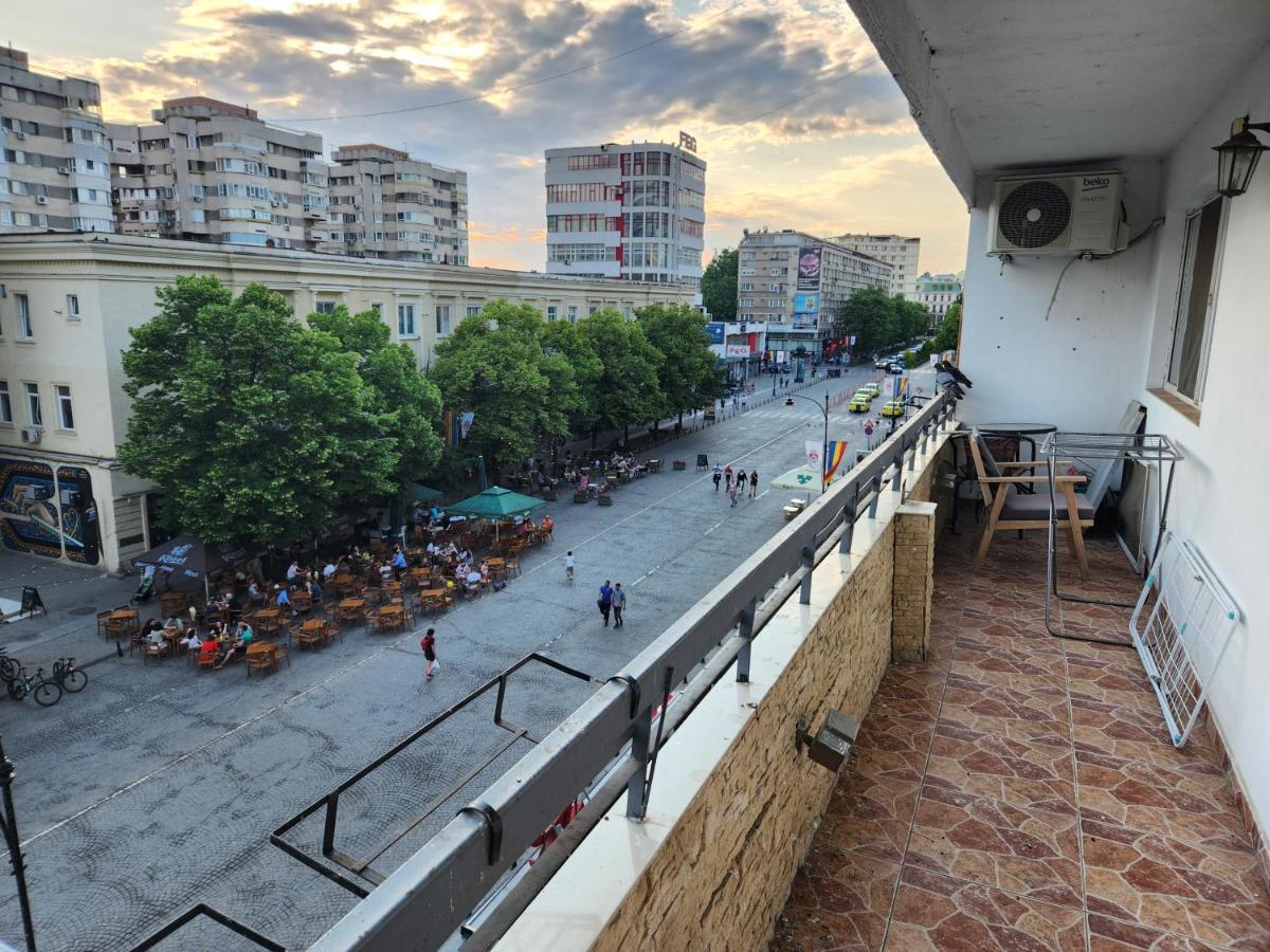 Stefan Cel Mare Boulevard Pedestrian Street Palas Iasi Exterior photo